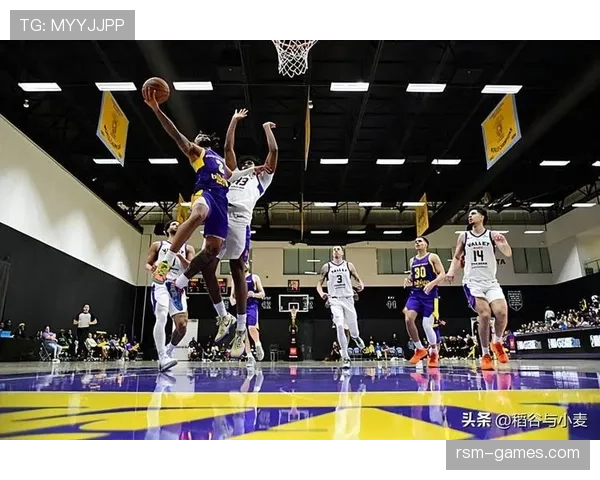 戴维斯状态火热,赛场表现持续飙升展现强大影响力 戴维斯状态火热,赛场表现持续飙升展现强大影响力