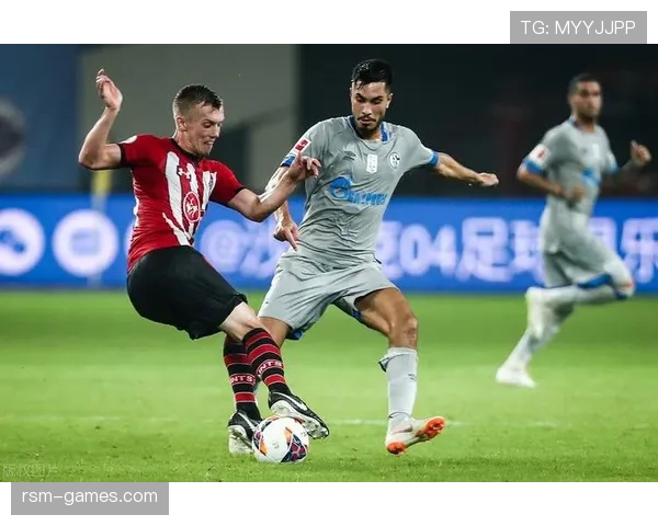 斯佩齐亚防守体系